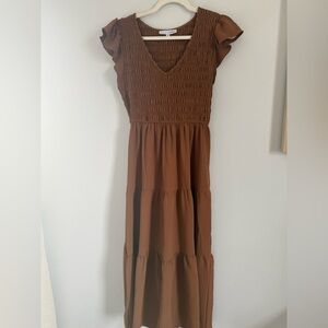 Baltic Born Women’s Brandi Brown Smocked V-Neck Tiered Maxi Dress Size M